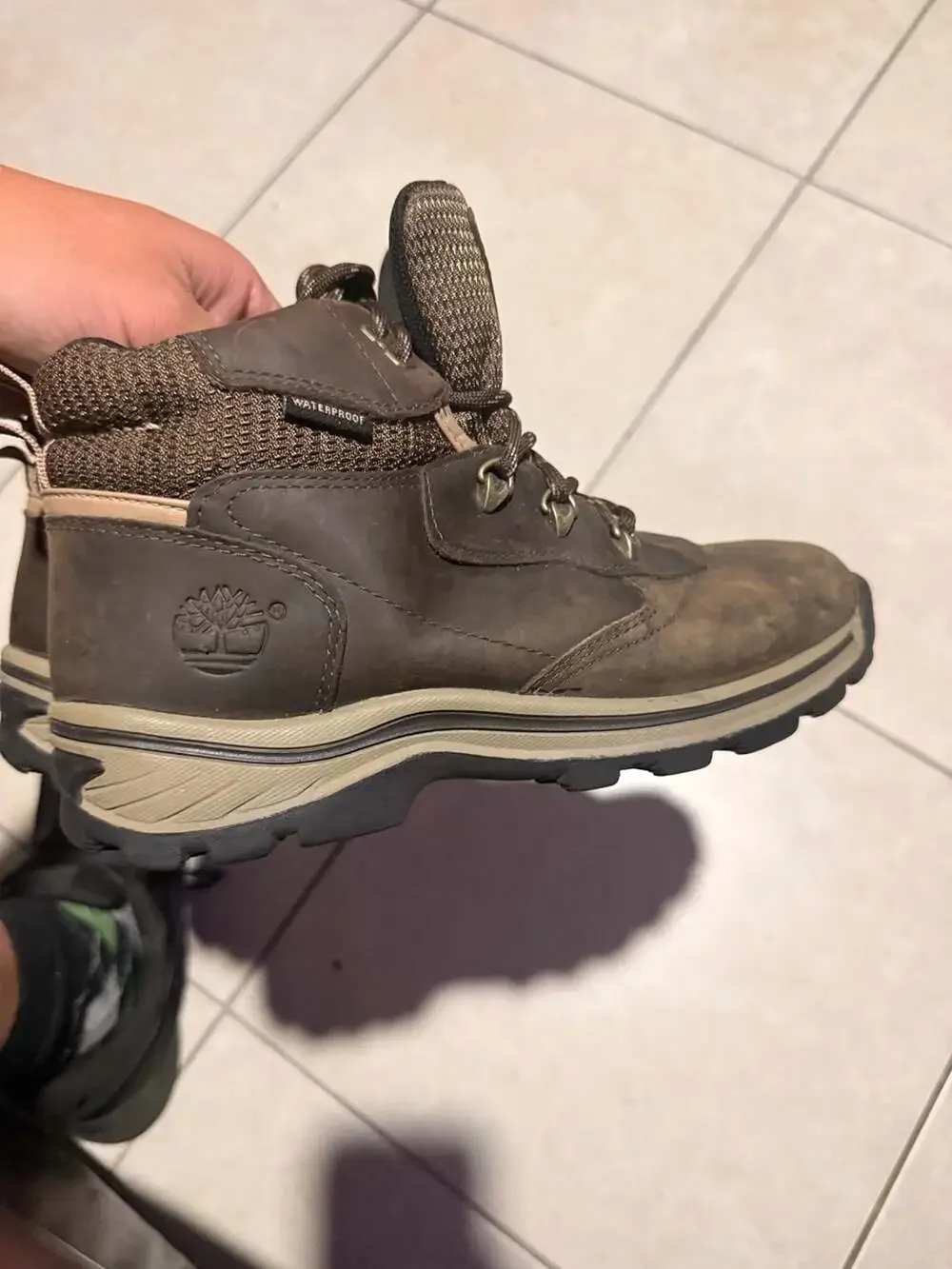 Timberland White Ledge Mid Waterproof Hiking Boots Boys Size 6